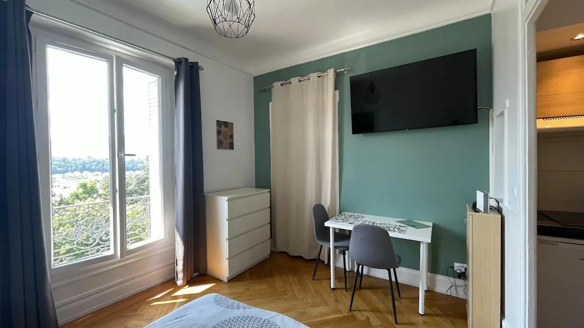 Studio Calme, Piscine - Proche Thermes Et Centre Aix-les-Bains 0*,  France