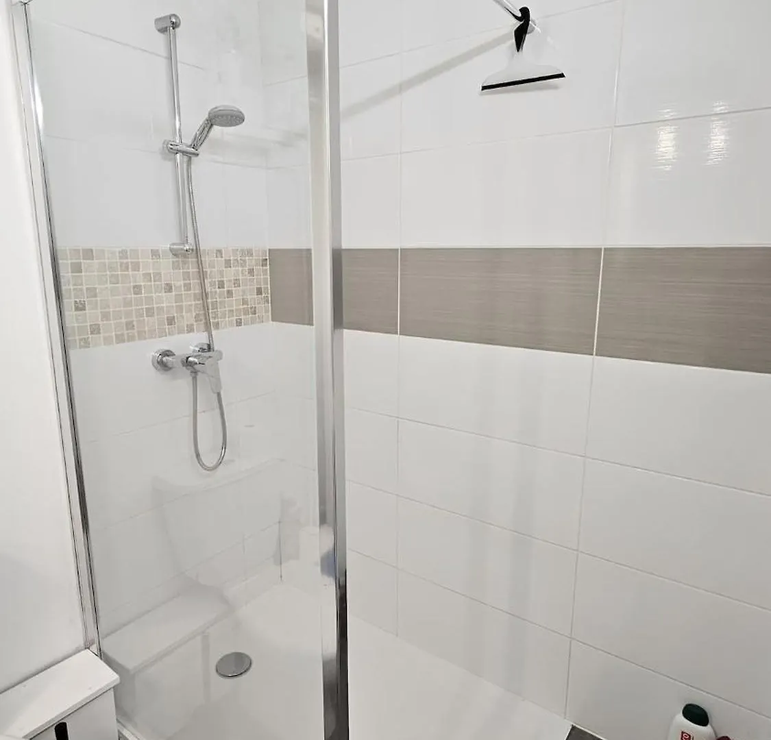 Studio Calme, Piscine - Proche Thermes Et Centre Aix-les-Bains 0*,
